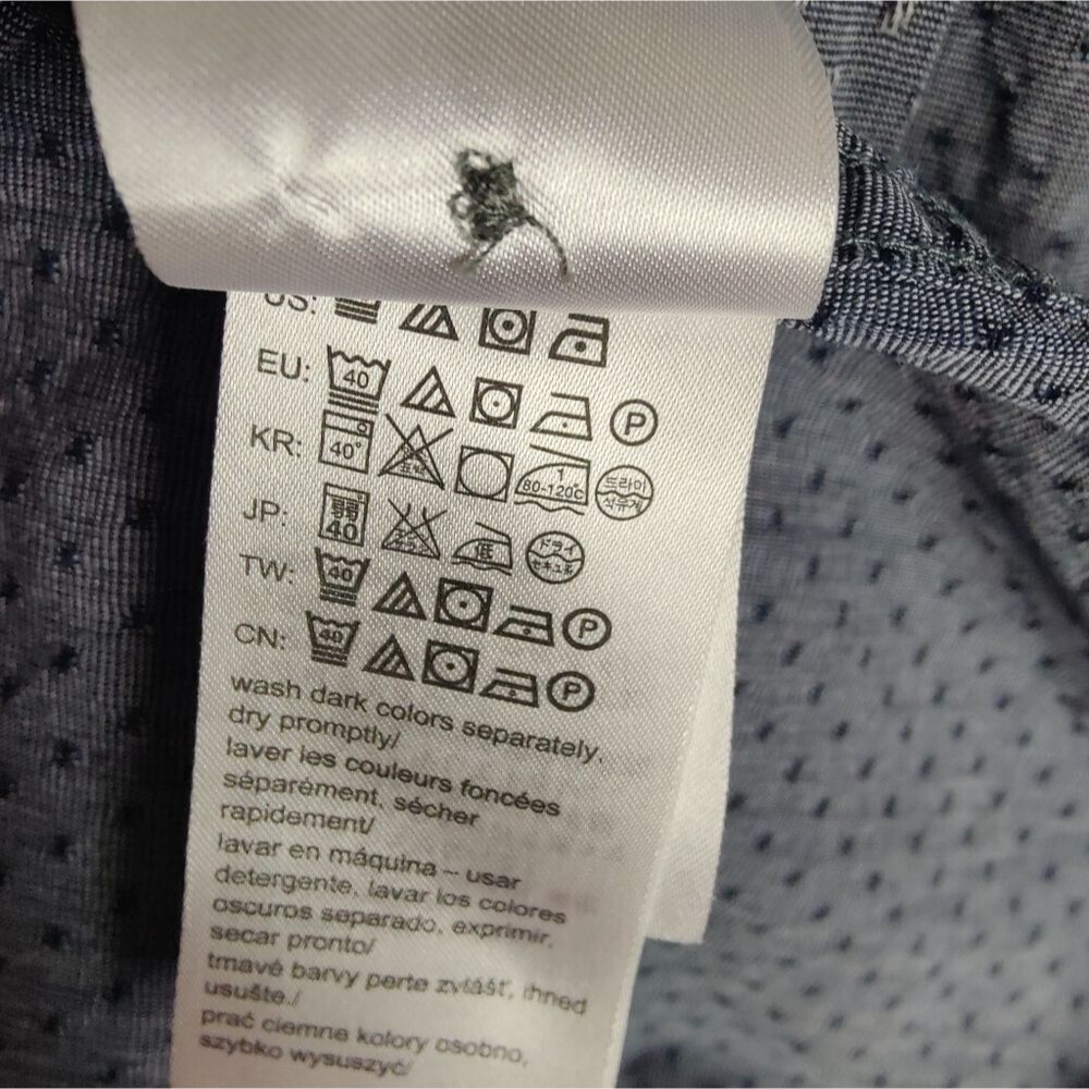 Calvin Klein Jeans Men's Blue Button Up Shirt, Blue/Gray, Size L - Picture 8 of 9